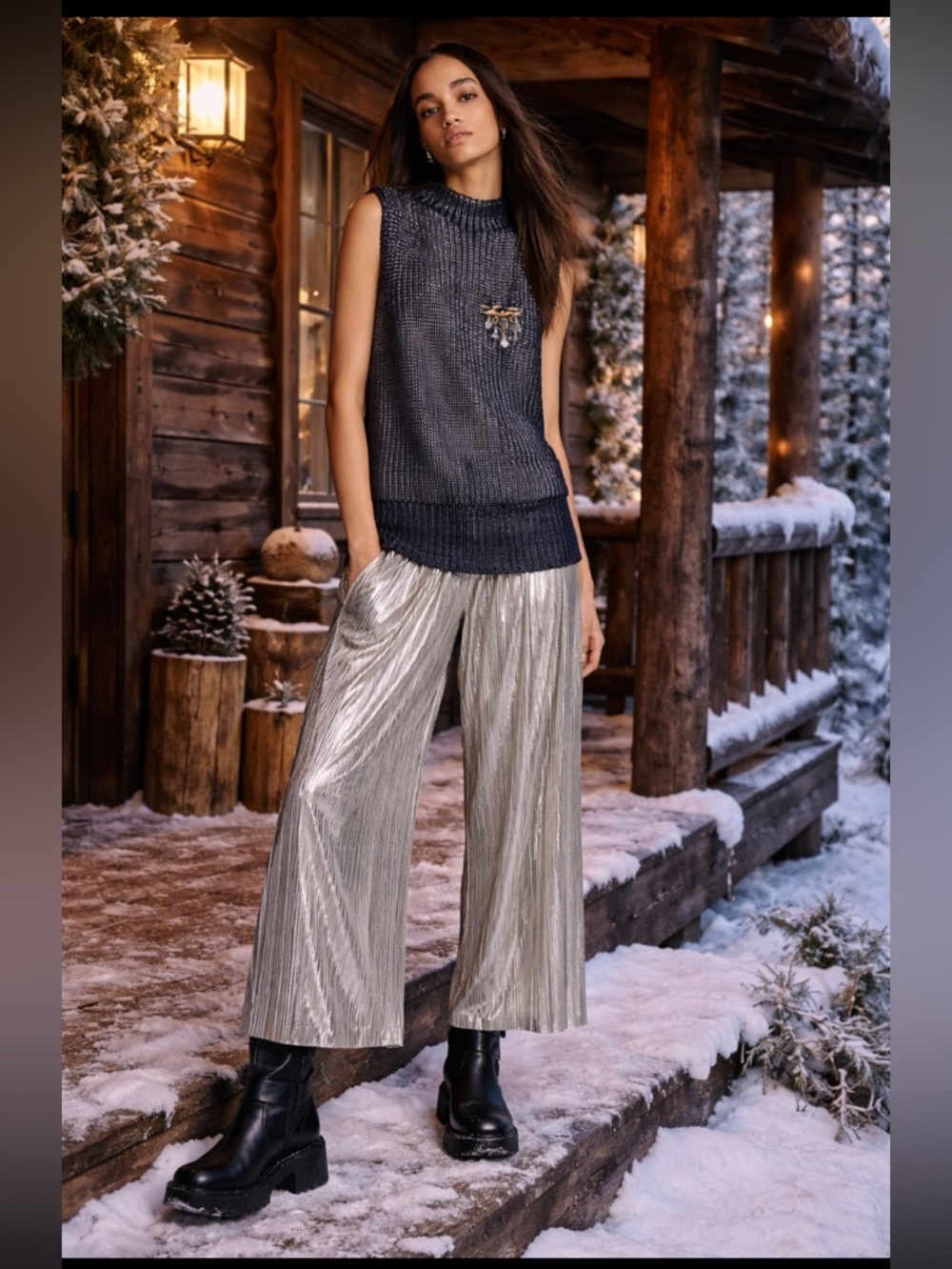 ⛄️SUPER RARE⛄️. Anthropologie NWT Pilcro Oversized Foil Sweater Vest size M.